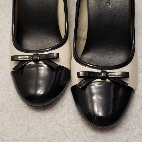 Predictions cream & black pumps, 5 - Picture 3 of 14